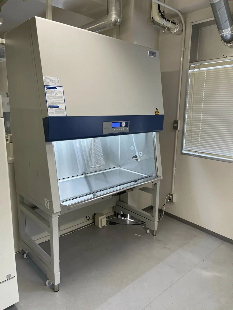 Haier Biomedical biosafety cabinet used in Japan.jpg